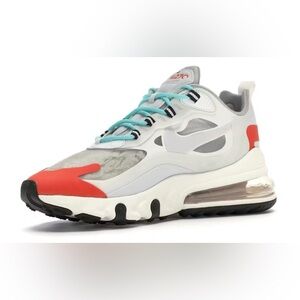 Nike Women’s Sneakers ❤️